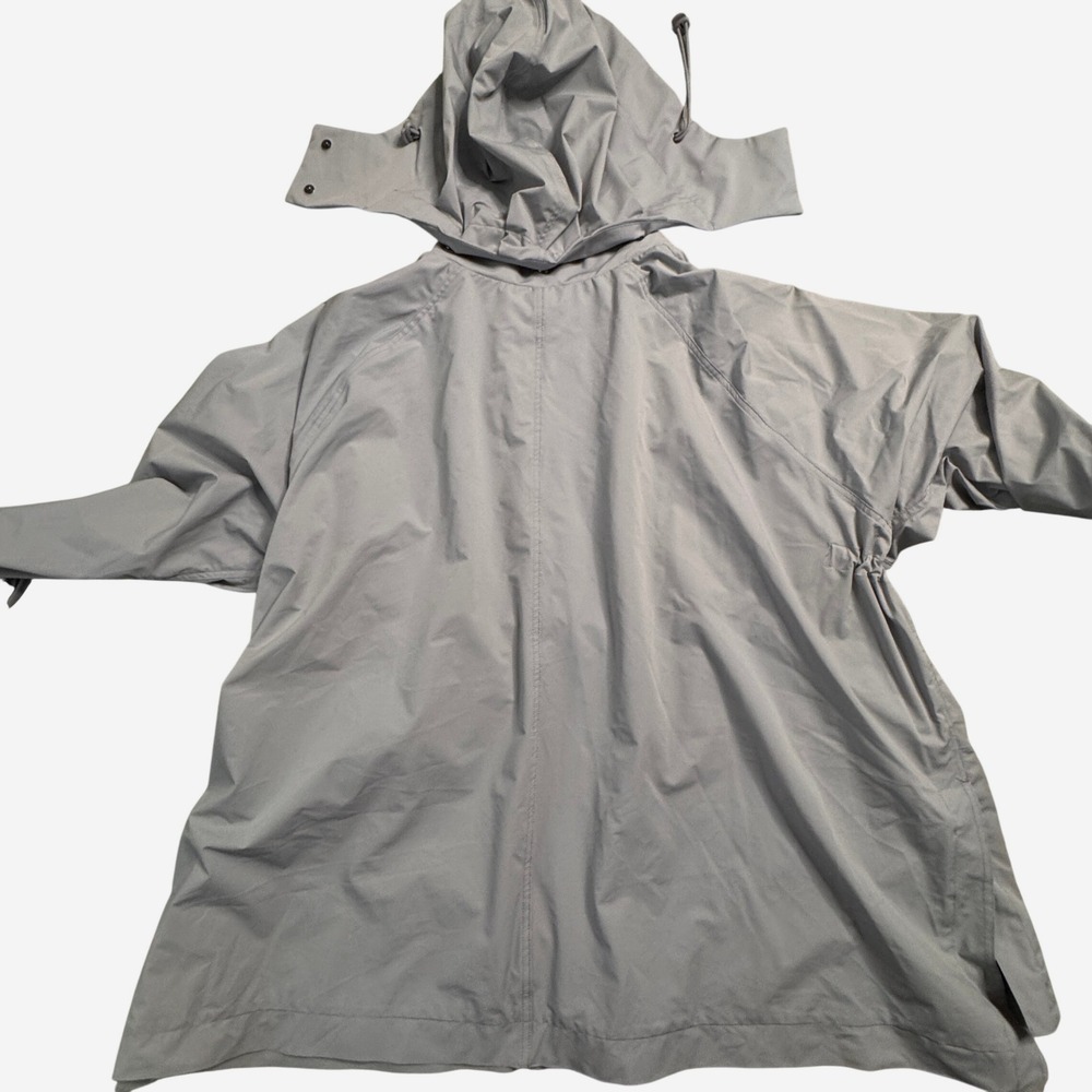 Fabletics Grey Ruched Sleeve Drawstring Hooded Ja… - image 9